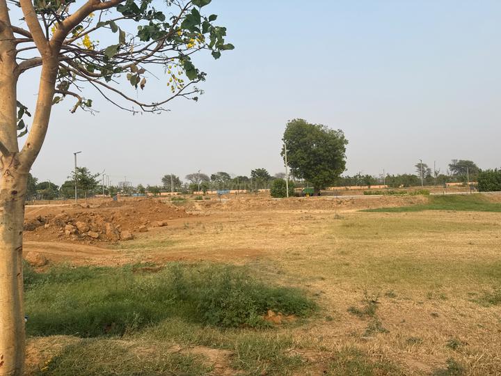 Adore Smart City Main Image 1
