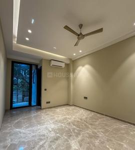 Bedroom Image of 2600 Sq.ft 4 BHK Builder Floor for sale in Model Town New Delhi for Rs. 42500000