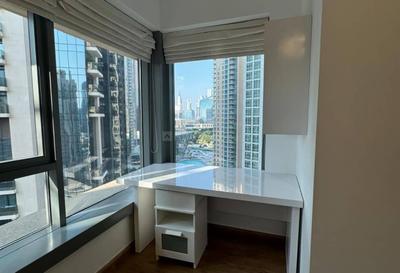 Balcony Image of 1230 Sq.ft 2 BHK Apartment / Flat for sale in Downtown Dubai Dubai for Rs. 85800000