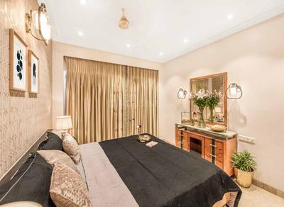 Bedroom Image of 4110 Sq.ft 6 BHK Duplex for sale in Kalpataru Heights, Agripada Mumbai for Rs. 320000000