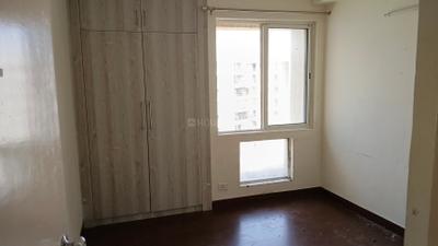 Bedroom Image of 953 Sq.ft 2 BHK Apartment / Flat for rent in Jaypee Kosmos, Sector 134 Noida for Rs. 24000