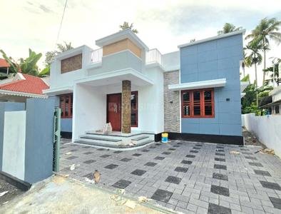 Image of 930 Sq.ft 3 BHK Independent House for sale in North Parvur, Kochi for Rs. 3800000
