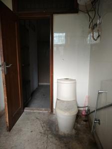 Common Bathroom Two Image of 3000 Sq.ft 6 BHK Builder Floor for sale in Surya Nagar Ghaziabad for Rs. 60000000