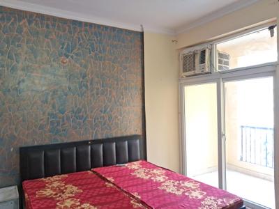 Bedroom Image of 1035 Sq.ft 2 BHK Apartment / Flat for rent in Amrapali Silicon City, Sector 76 Noida for Rs. 35000