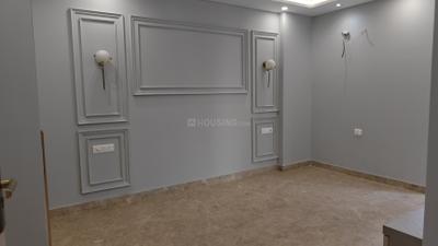 Bedroom Image of 1800 Sq.ft 3 BHK Builder Floor for sale in Paschim Vihar New Delhi for Rs. 32500000