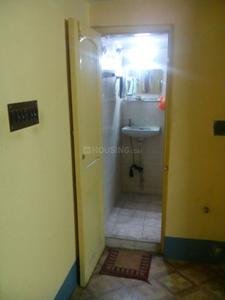 Bathroom Image of PG accommodation for girls in Lake Gardens, Kolkata