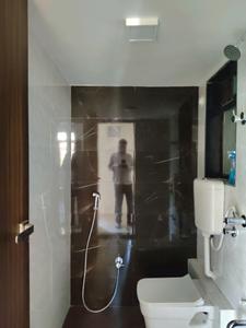 Common Bathroom One Image of 535 Sq.ft 1 BHK Apartment / Flat for rent in Bhakti Park, Kasarvadavali Thane for Rs. 16999