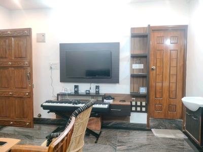 Living Room Image of 650 Sq.ft 1 BHK Independent House for rent in HSR Layout Bengaluru for Rs. 30000