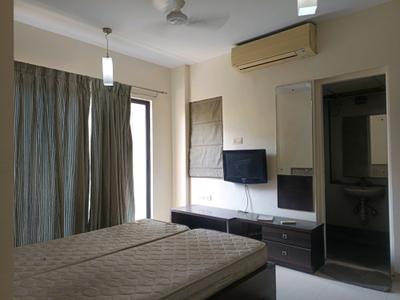 Bedroom Image of 1500 Sq.ft 3 BHK Apartment / Flat for rent in SP Residency, Fursungi Pune for Rs. 35000