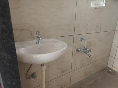 Bathroom Image of 506 Sq.ft 1 BHK Builder Floor for rent in Singasandra Bengaluru for Rs. 25000