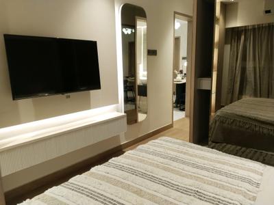 Bedroom Image of 2250 Sq.ft 4 BHK Apartment / Flat for sale in Rustomjee Oriana, Bandra East Mumbai for Rs. 110000000