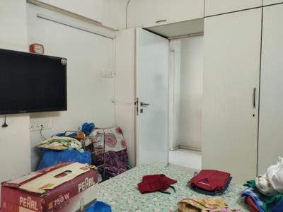 Bedroom Image of 1100 Sq.ft 3 BHK Apartment / Flat for rent in Vile Parle East Mumbai for Rs. 140000