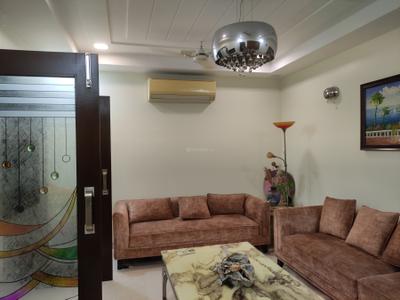 Living Room Image of 1800 Sq.ft 3 BHK Apartment / Flat for sale in Vasant Kunj New Delhi for Rs. 40500000