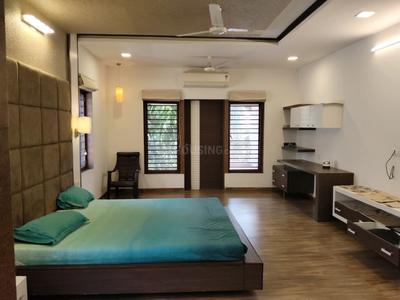 Bedroom Image of 5175 Sq.ft 5 BHK Independent House for sale in Thaltej Ahmedabad for Rs. 90000000