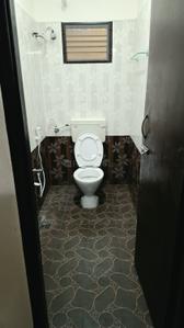 Bathroom Image of 1400 Sq.ft 2 BHK Independent House for rent in Manapakkam Chennai for Rs. 27000