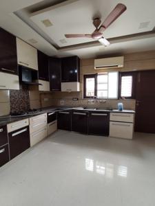 Kitchen Image of 2000 Sq.ft 4 BHK Apartment / Flat for rent in Vasant Kunj New Delhi for Rs. 140000