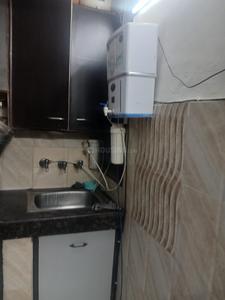 Kitchen Image of 900 Sq.ft 2 BHK Builder Floor for sale in Mansarover Garden New Delhi for Rs. 8500000