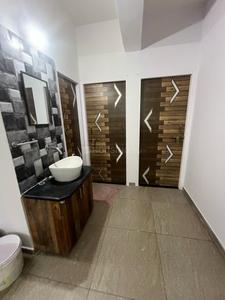 Bathroom Image of 800 Sq.ft 2 BHK Apartment / Flat for rent in Karamsad Anand for Rs. 17000