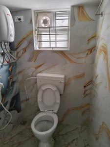 Bathroom Image of 1300 Sq.ft 2 BHK Independent House for rent in Maduravoyal Chennai for Rs. 34000