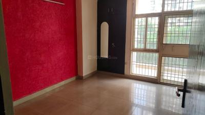 Bedroom Image of 1100 Sq.ft 2 BHK Apartment / Flat for rent in Panchsheel Wellington, Crossings Republik Ghaziabad for Rs. 20000
