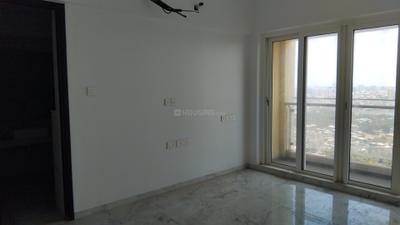 Bedroom Image of 1700 Sq.ft 3 BHK Apartment / Flat for sale in Raheja Exotica Sorento, Madh Mumbai for Rs. 31500000