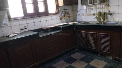 Kitchen Image of 1600 Sq.ft 3 BHK Builder Floor for rent in Safdarjung Enclave New Delhi for Rs. 85000