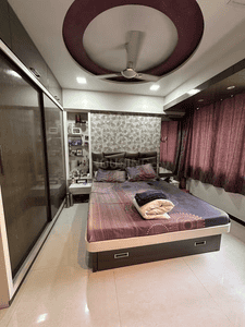 Image of 990 Sq.ft 2 BHK Apartment / Flat for rent in Evershine Millennium Paradise, Kandivali East, Mumbai for Rs. 75000