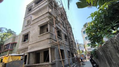 Image of 700 Sq.ft 2 BHK Apartment / Flat for sale in Paschim Putiary, Kolkata for Rs. 2400000