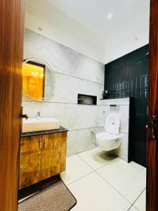 Bathroom Image of 900 Sq.ft 3 BHK Villa for sale in Sector 127 Mohali for Rs. 6490000