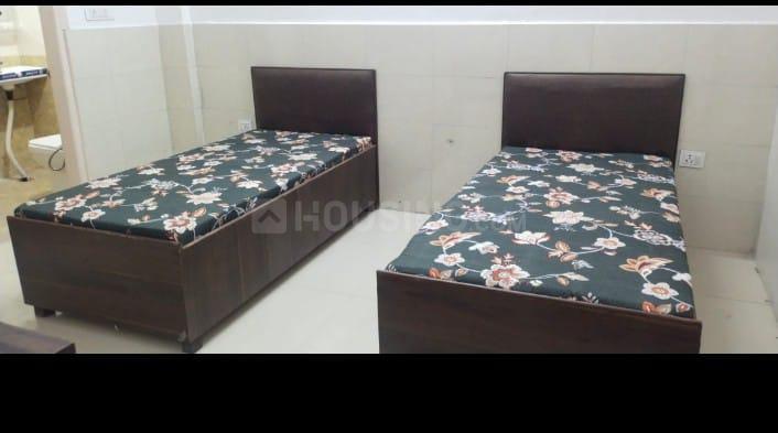 Bedroom Image of GLORIOUS SAFE HOME PG in Sector 63, Noida