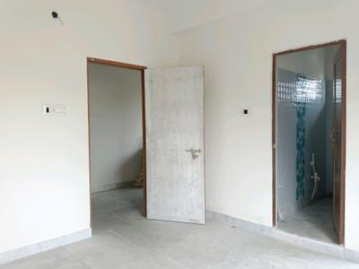 Bedroom Image of 750 Sq.ft 2 BHK Apartment / Flat for sale in Baghajatin Kolkata for Rs. 2800000