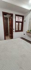 Bedroom Image of 1850 Sq.ft 4.5 BHK Apartment / Flat for sale in Sector 73 Noida for Rs. 9000000