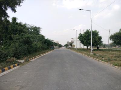 Image of 302 Sq.ft Residential Plot / Land for sale in Sector 76, Faridabad for Rs. 50000000