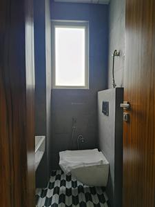 Common Bathroom Image of 1850 Sq.ft 4 BHK Builder Floor for sale in Indirapuram Ghaziabad for Rs. 22500000
