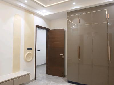 Bedroom Image of 2250 Sq.ft 4 BHK Builder Floor for sale in Paschim Vihar New Delhi for Rs. 43500008
