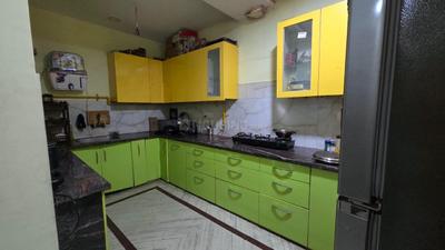 Kitchen Image of 2000 Sq.ft 3 BHK Builder Floor for rent in Sector 46 Noida for Rs. 15000