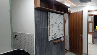Living Room Image of 450 Sq.ft 2 BHK Builder Floor for sale in Laxmi Nagar New Delhi for Rs. 3800000