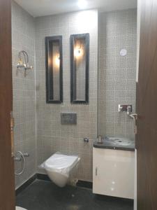 Image of 1250 Sq.ft 3 BHK Apartment / Flat for sale in CGHS Vasundhara Apartments, Sector 9 Rohini, New Delhi for Rs. 22500001
