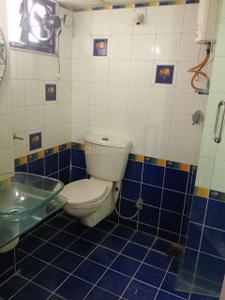 Bathroom Image of 2430 Sq.ft 4 BHK Apartment / Flat for sale in Ambawadi Ahmedabad for Rs. 16500000