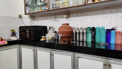 Kitchen Image of 680 Sq.ft 2 BHK Apartment / Flat for sale in Santacruz East Mumbai for Rs. 20500001