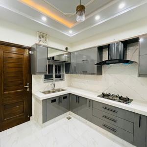 Kitchen Image of 1700 Sq.ft 3 BHK Apartment / Flat for sale in Simandhar Tower, Bodakdev Ahmedabad for Rs. 15100000