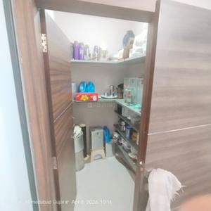 Kitchen Image of 2475 Sq.ft 4 BHK Apartment / Flat for sale in Bodakdev Ahmedabad for Rs. 18500000