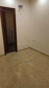 Bedroom Image of 1000 Sq.ft 3 BHK Builder Floor for sale in Pitampura New Delhi for Rs. 18000000