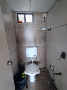 Bathroom Image of 1600 Sq.ft 3 BHK Apartment / Flat for rent in Nava Vadaj Ahmedabad for Rs. 21000