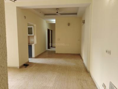 Hall Image of 1550 Sq.ft 3 BHK Apartment / Flat for sale in Mahagun Moderne, Sector 78 Noida for Rs. 20000000