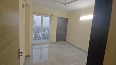 Bedroom Image of 2200 Sq.ft 4 BHK Apartment / Flat for sale in Saya Gold Avenue, Indirapuram Ghaziabad for Rs. 32000000