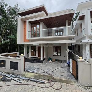 Building Image of 3500 Sq.ft 5 BHK Villa for sale in Kamal Vihar Raipur for Rs. 13600000