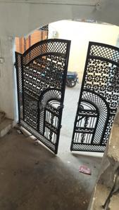 Balcony Image of 900 Sq.ft 2.5 BHK Independent House for sale in Rajajipuram Lucknow for Rs. 6500000