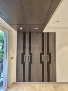 Bedroom Image of 2250 Sq.ft 3 BHK Builder Floor for sale in Greater Kailash II New Delhi for Rs. 75000000