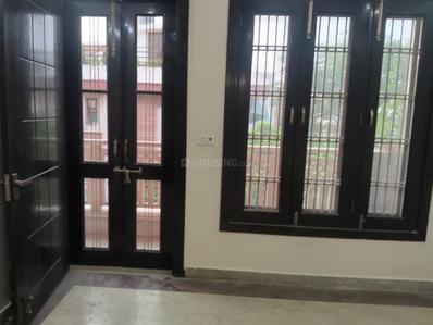 Bedroom Image of 900 Sq.ft 2 BHK Builder Floor for sale in Krishna Nagar New Delhi for Rs. 12500000